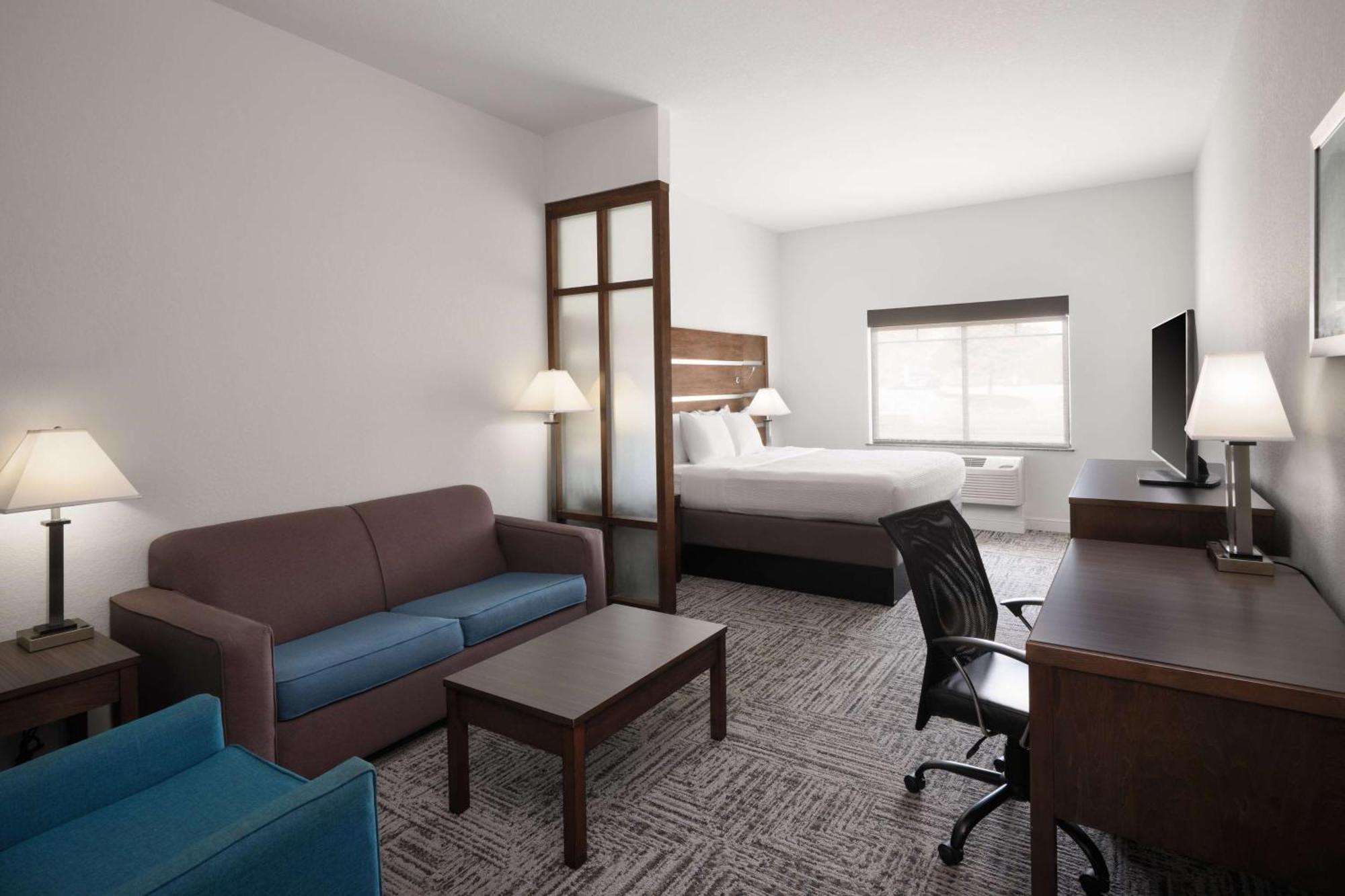 Hotel Western & College Station