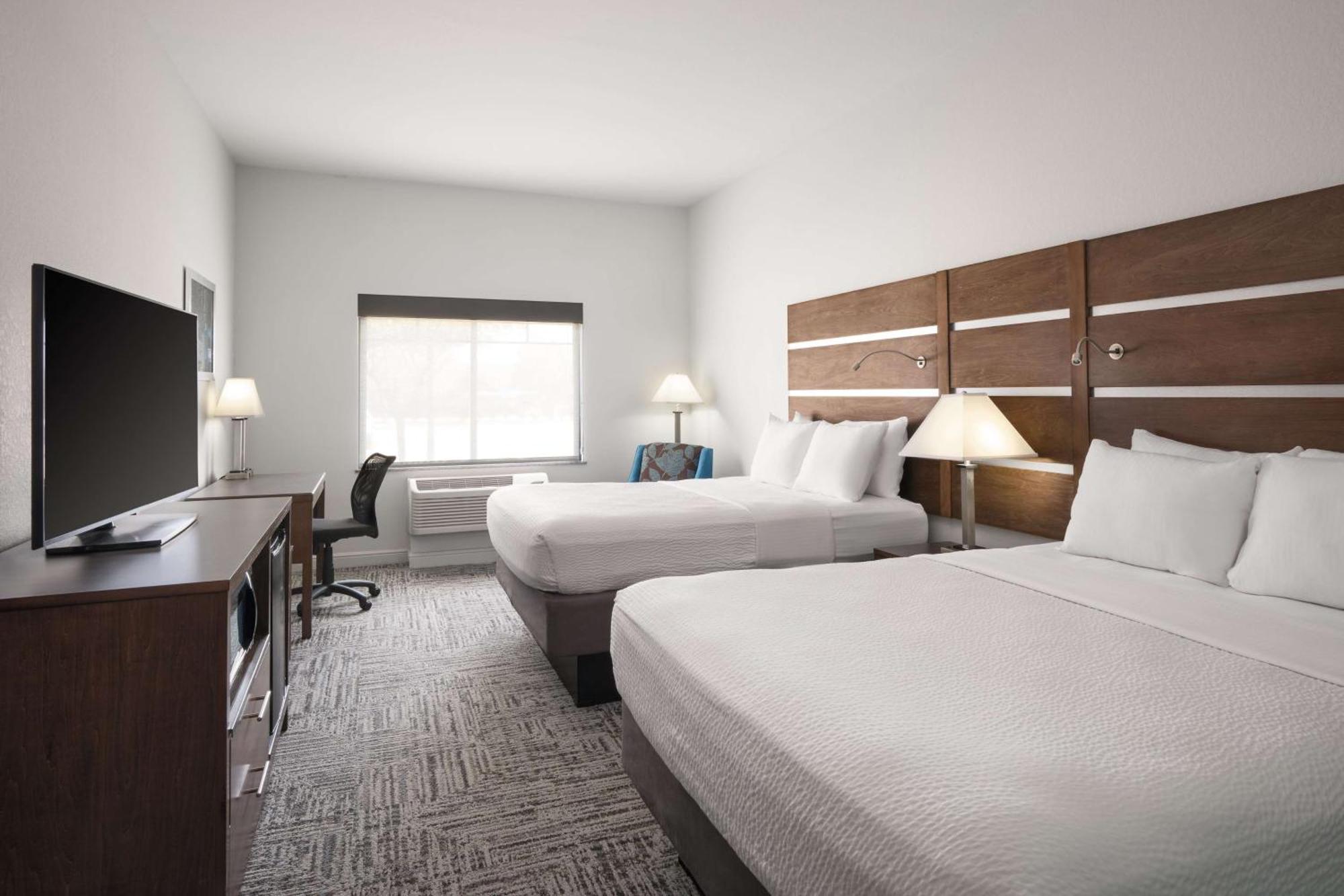 Hotel Western Inn&suites