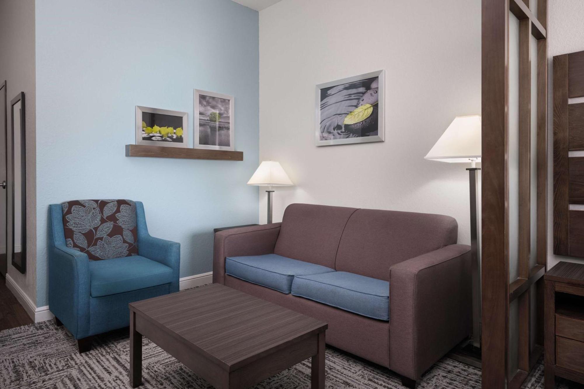 Western Inn&suites 3* College Station